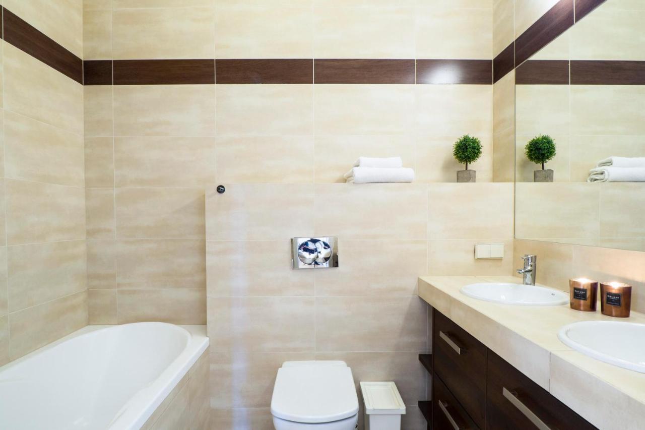 Prestige Apartment - Elegant & Quiet Stay 3 Rooms 90M2 - As Home Apartamenty Rynek 508 Breslau Exterior foto